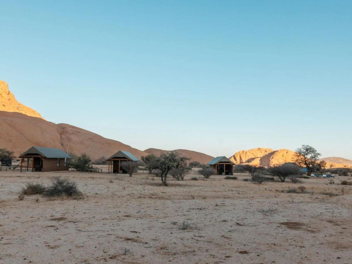 Spitzkoppe Cabin Camp Usakos エクステリア 写真