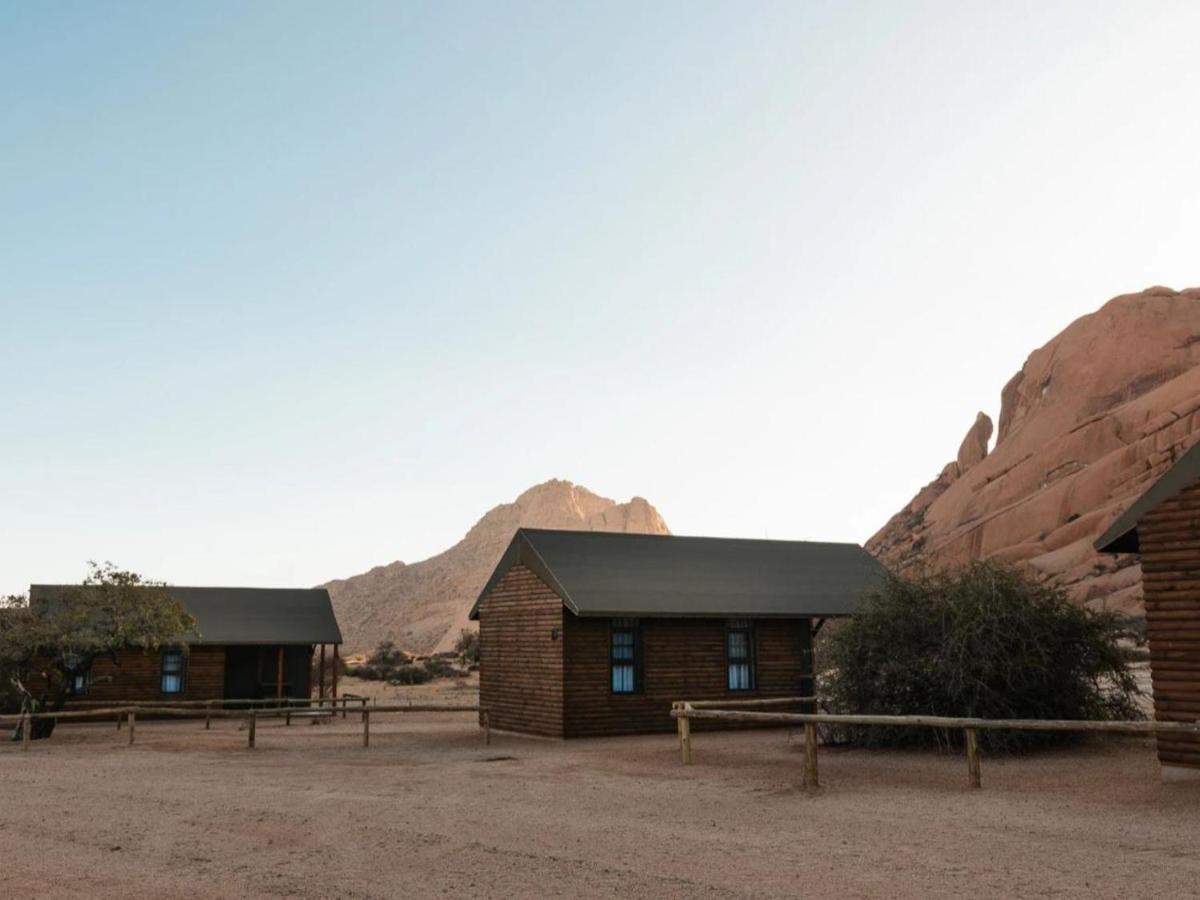 Spitzkoppe Cabin Camp Usakos エクステリア 写真